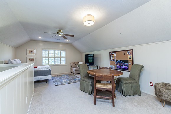Bonus Room