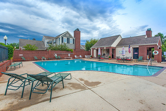 45_Pool