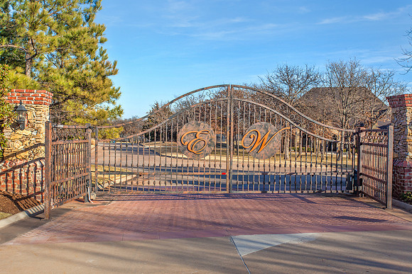 Neighborhood Entrance