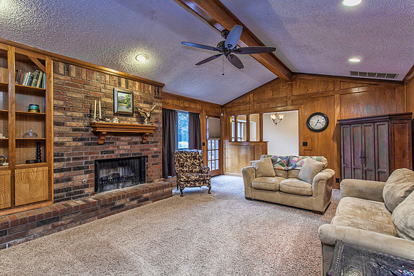 22_Living Room