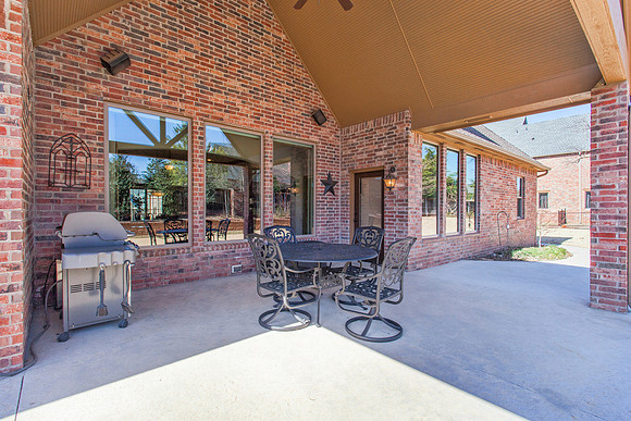 46_Exterior