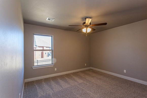 20_Bedroom
