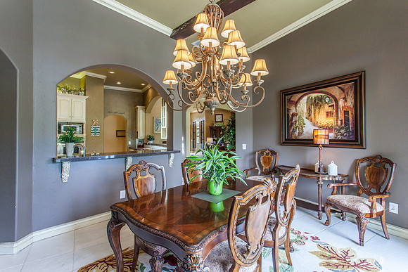 25_Dining Room