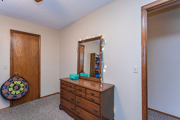 26_Bedroom