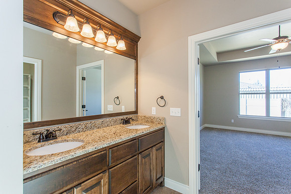 25_Bathroom, Master