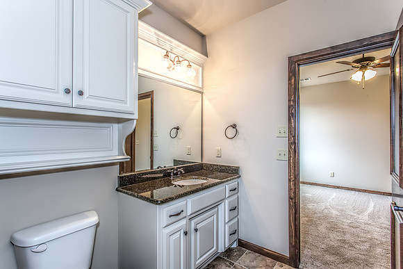 30_Bathroom