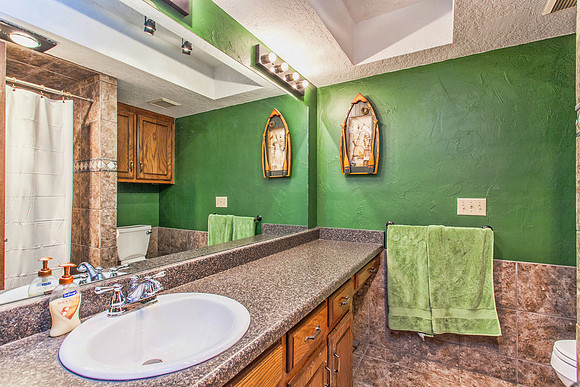 20_Master Bathroom