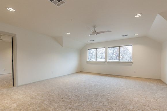 Bonus Room