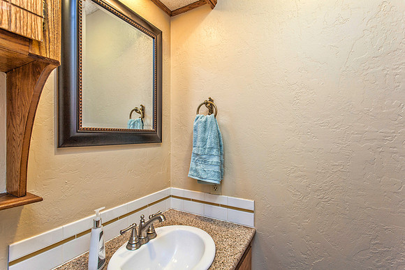 18_Bathroom