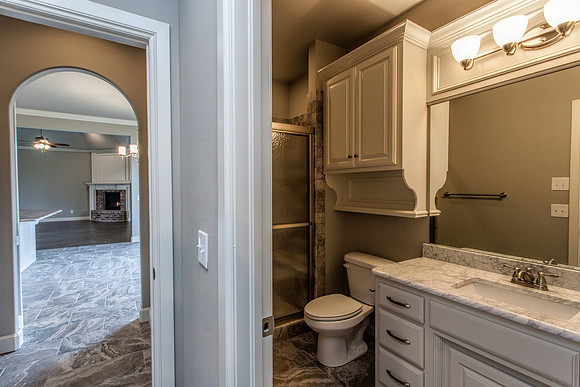 30_Bathroom