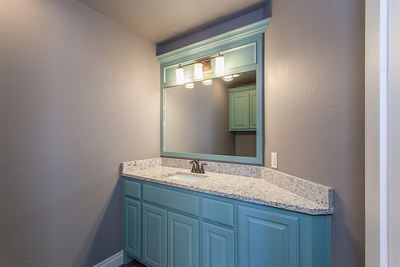 15_Bathroom