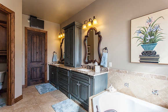 45_Master Bathroom
