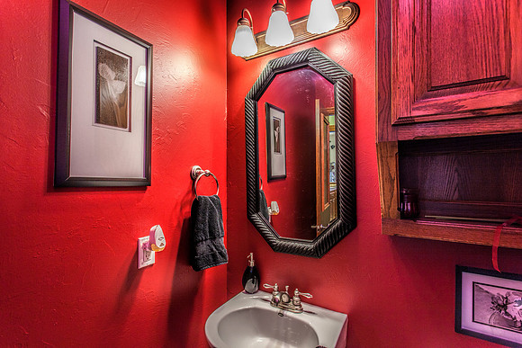 20_Bathroom