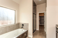 19_Master Bathroom