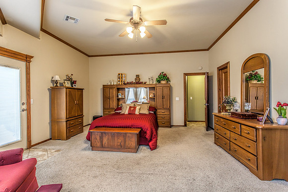 23_Master Bedroom