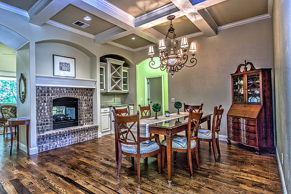 13_Dining Room