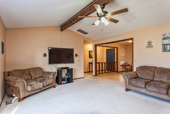 13_Living Room
