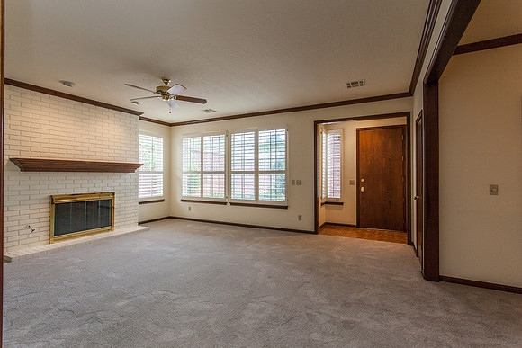 21_Living Room