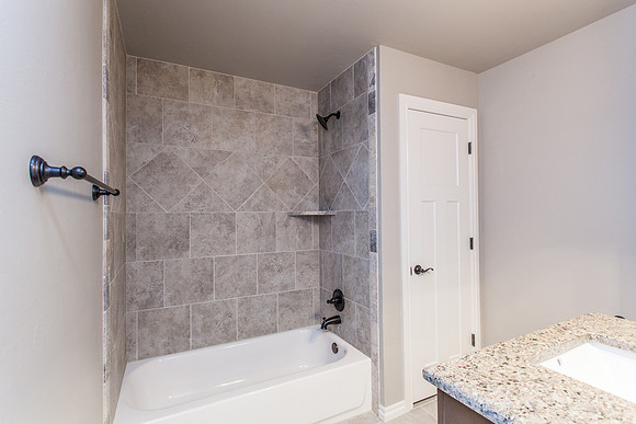 42_Bathroom