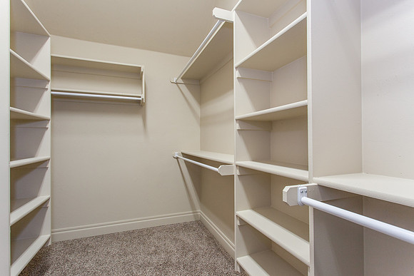 27_Bedroom, Closet, Master