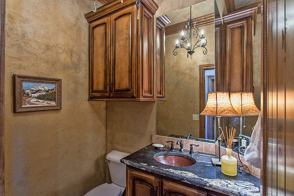 14_Bathroom