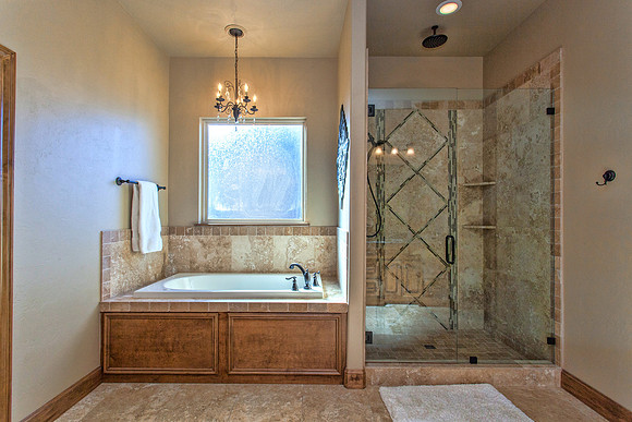 32_Bathroom, Master