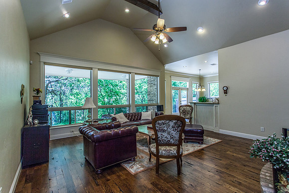 19_Living Room
