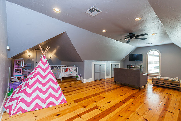 Bonus Room