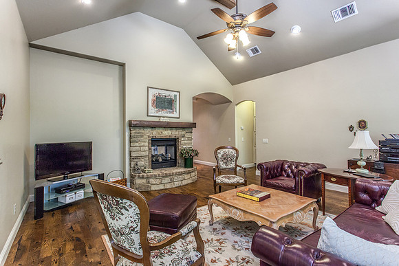 21_Living Room