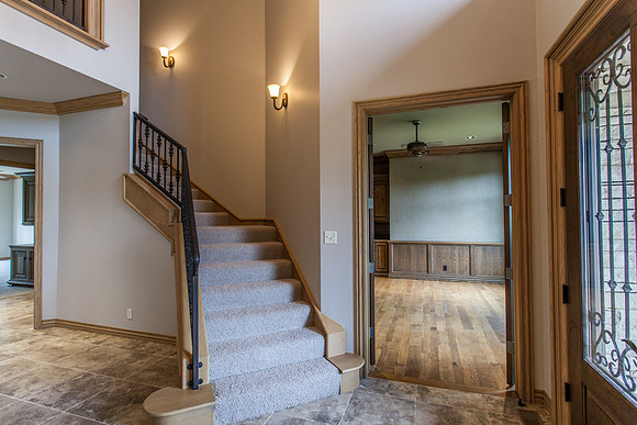 10_Entryway