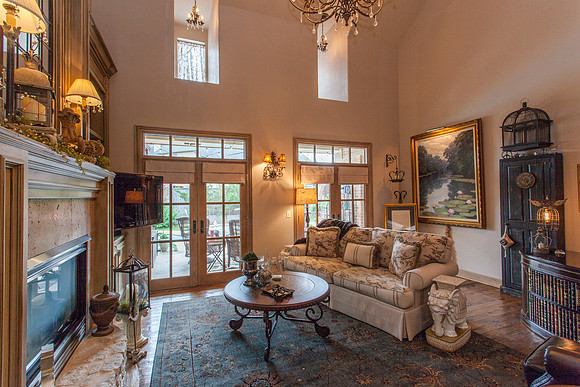 20_Living Room