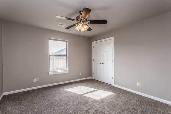23_Bedroom