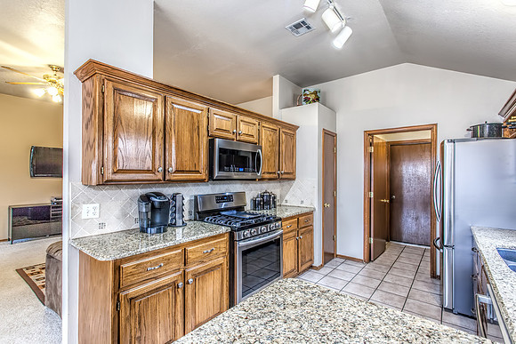 12_Kitchen