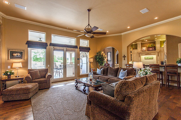 16_Living Room