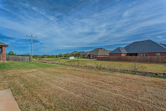 38_Exterior
