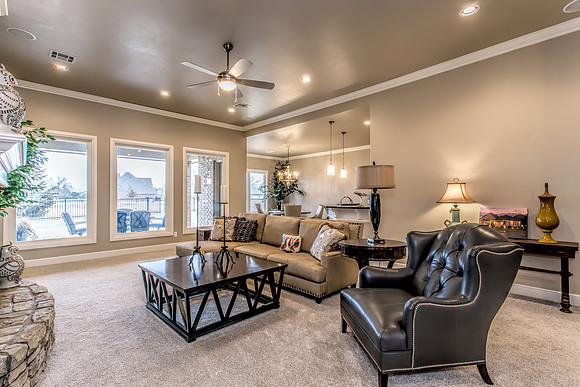 08_Living Room