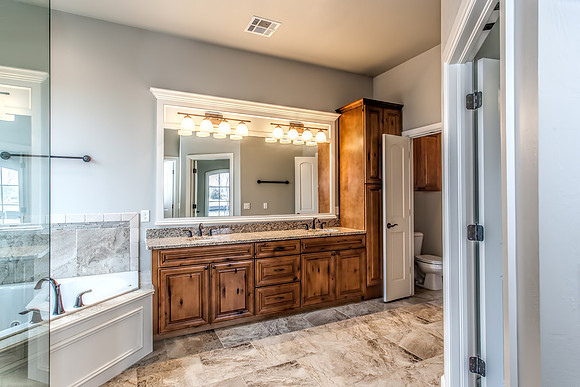 24_Bathroom, Master