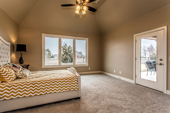 27_Bedroom, Master