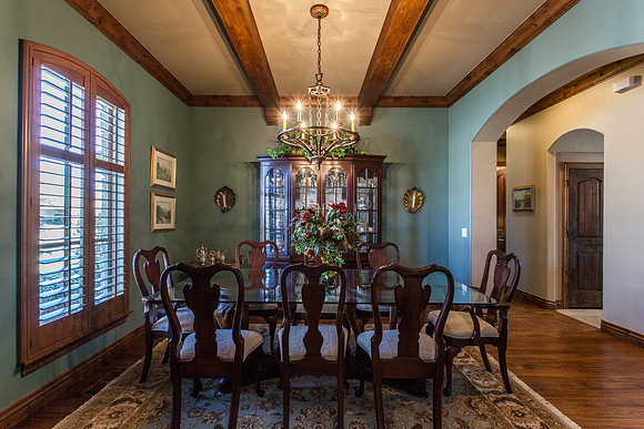 07_Dining Room