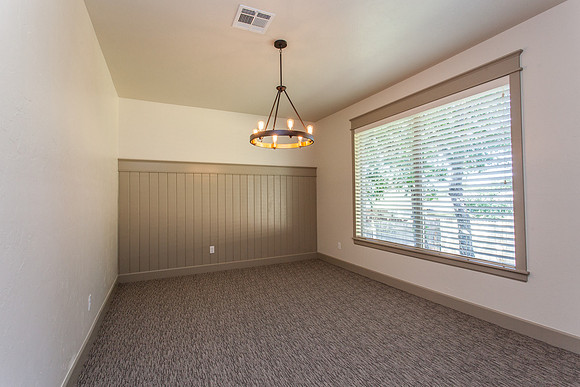 Flex Room
