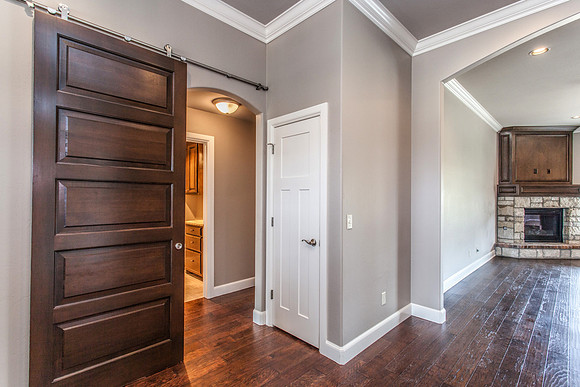 08_Entryway