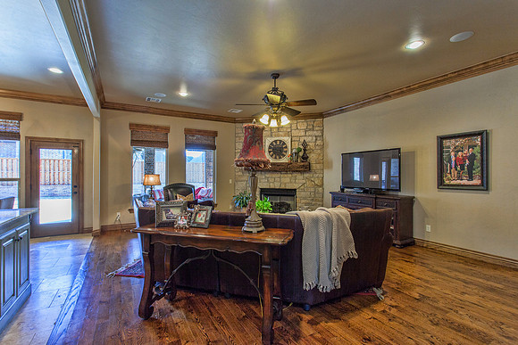 15_Living Room