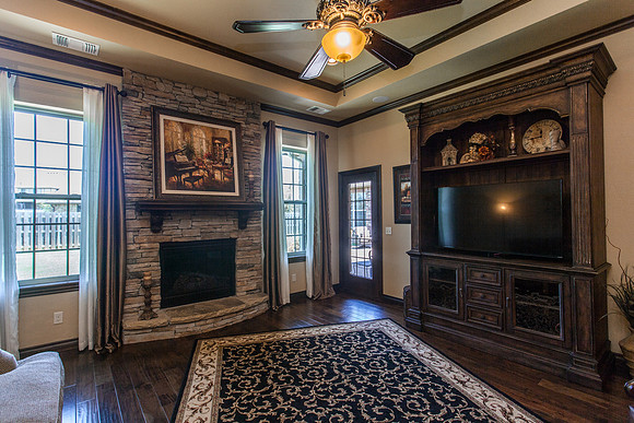 2nd Living Room