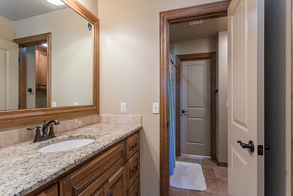 40_Bathroom