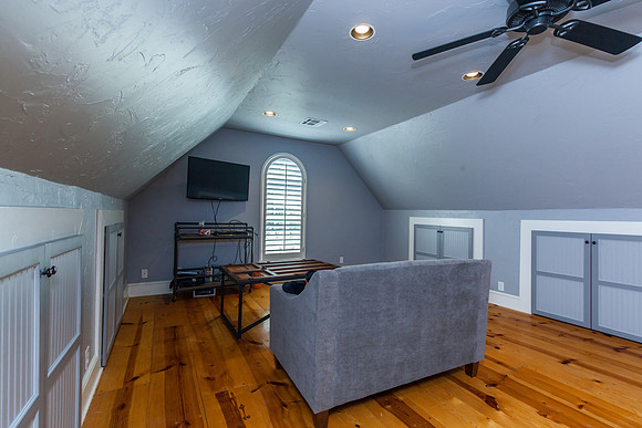 Bonus Room