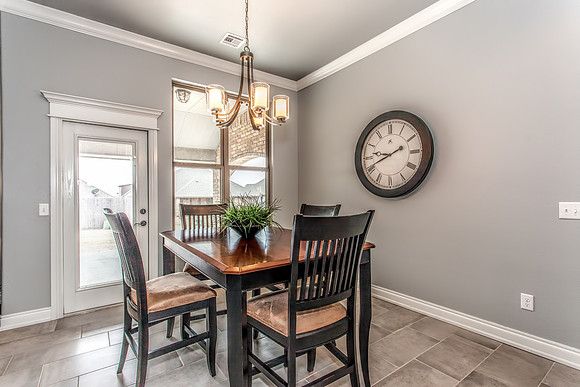 09_Dining Room