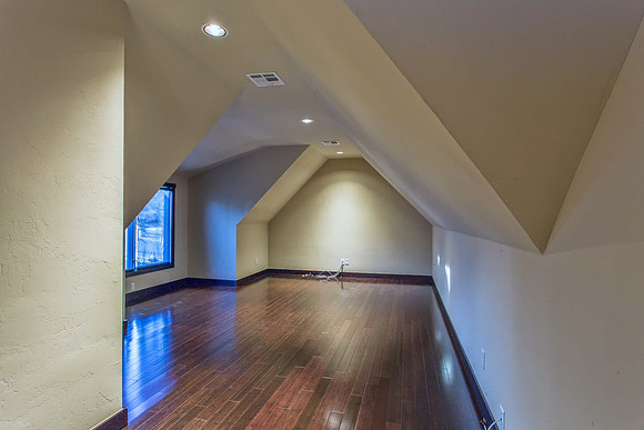 Bonus Room