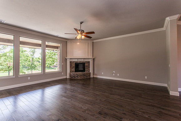 14_Living Room