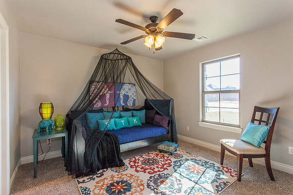 25_Bedroom