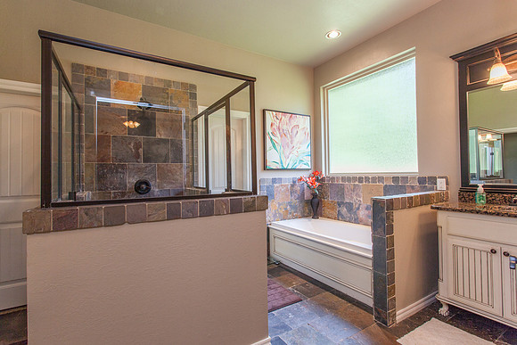 37_Bathroom, Master